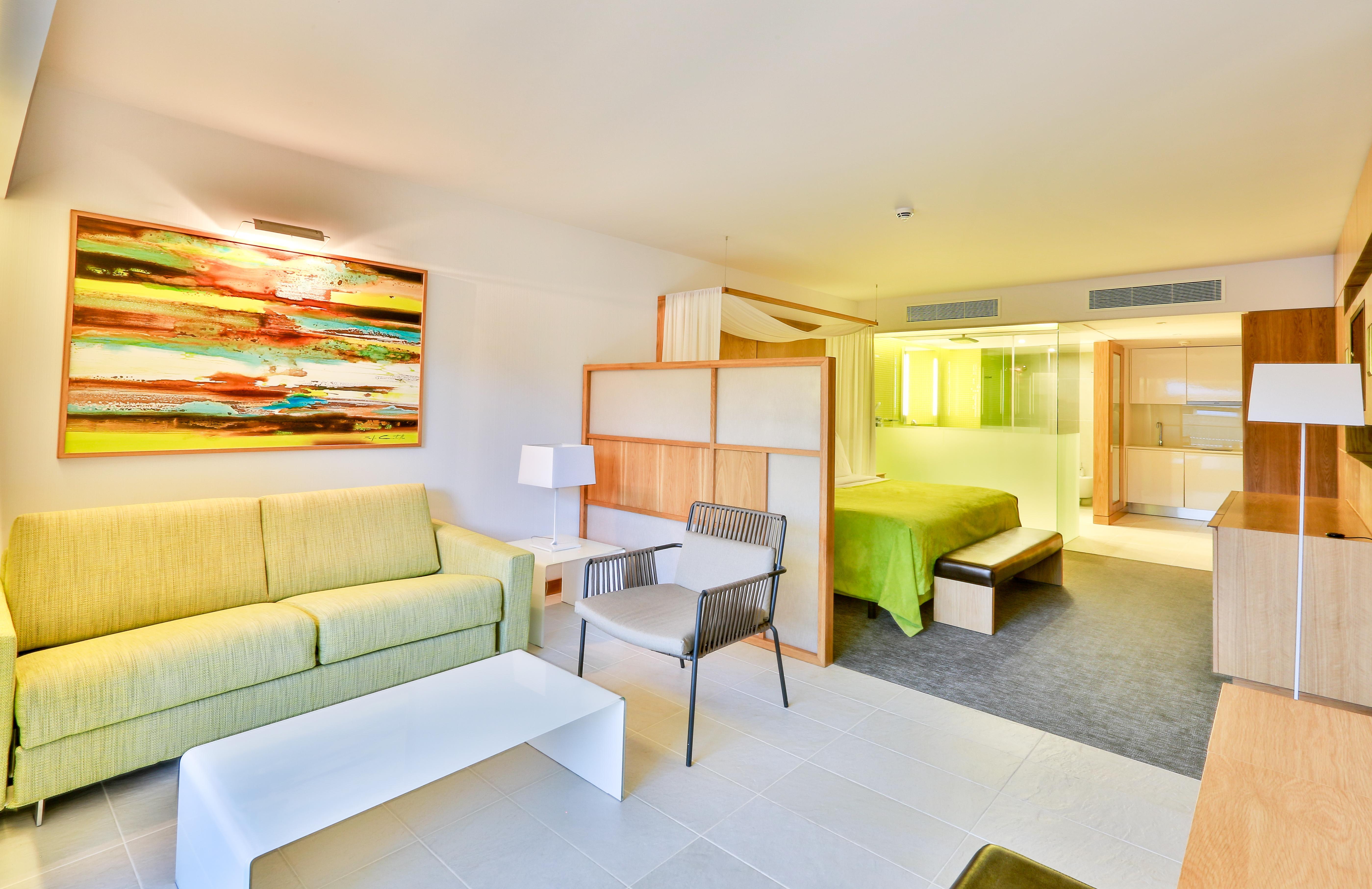 Epic Sana Algarve Hotel Albufeira Ngoại thất bức ảnh A room at the hotel