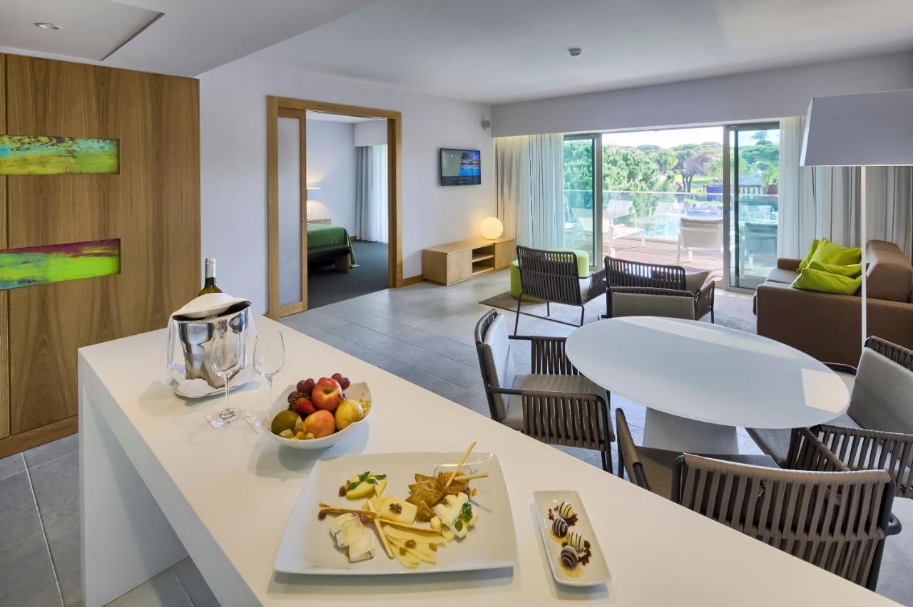 Epic Sana Algarve Hotel Albufeira Ngoại thất bức ảnh A suite at the hotel