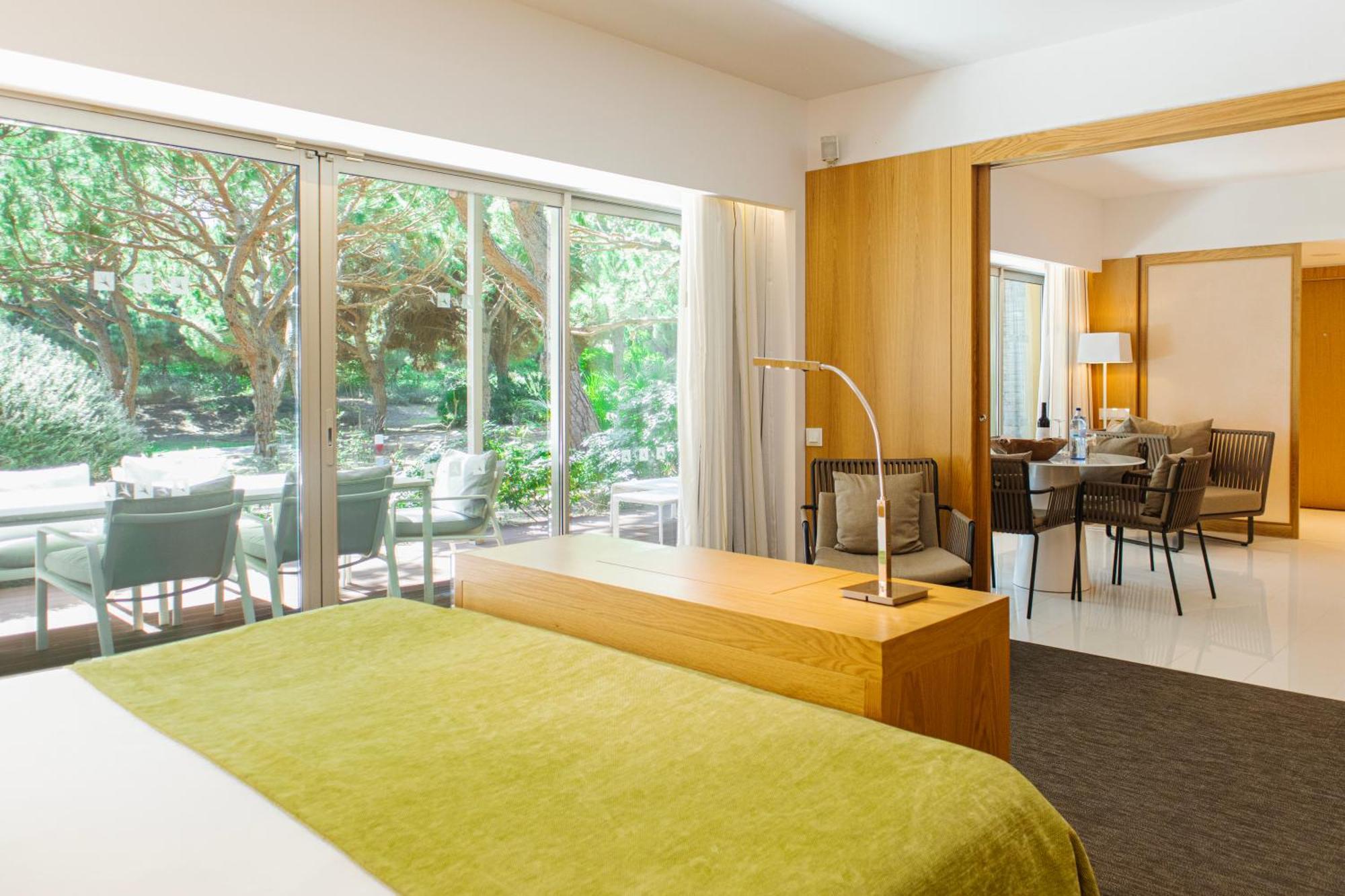 Epic Sana Algarve Hotel Albufeira Phòng bức ảnh A suite at the hotel